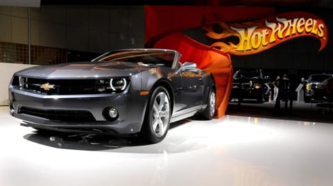 El Chevrolet Camaro Convertible hace su debut mundial.