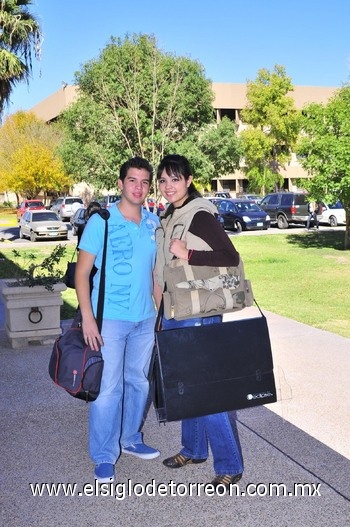 18112010 Édgar Solís y Karla Ibáñez.