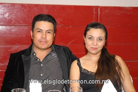 18112010 Esteban Cervantes y Cecilia Rojas.