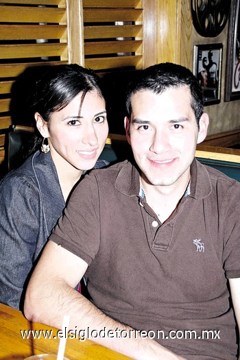 21112010 Natalia y Édgar.
