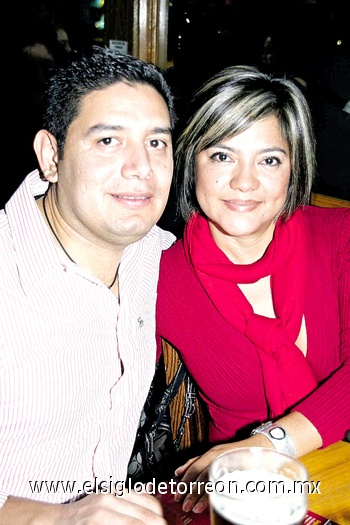 21112010 Alejandro Adriano y Briseida Benítez.
