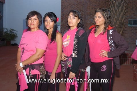 28112010 Laura Iterrada, Janeth Mena, Mayela Ruiz y Nayeli Ruiz