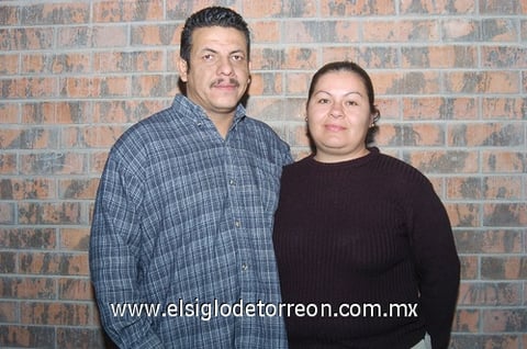 28112010 Javier Bañuelos y Elizabeth Barrientos. EL SIGLO DE TORREÓN/ JESÚS HERNÁNDEZ