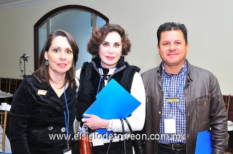 27112010 Frida González, Martha Orduña y Alfredo Zavala.