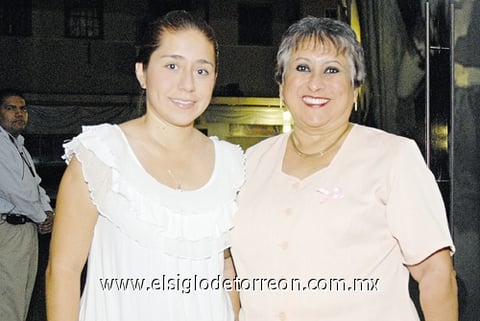 27112010 Martha y Valeria Fuentes.