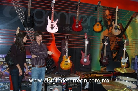 28112010 Gonher cuenta con 54 años de experiencia en el ámbito musical.