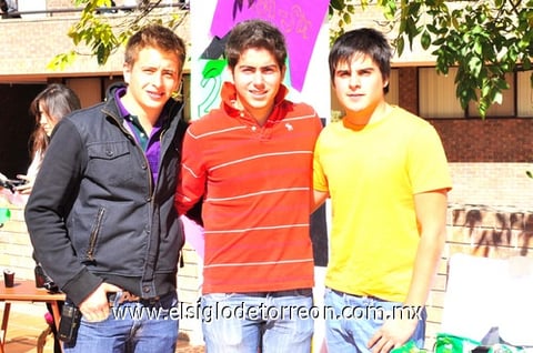 29112010 César Cadena, Genaro Manrique y Rodrigo Tejada.