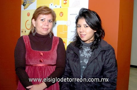 29112010 Cony de Reyna y Montserrat Reyna.  EL SIGLO DE TORREÓN/ JESÚS HERNÁNDEZ