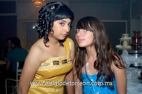02122010 Karla Angélica Hernández Beltrán y Dulce Maza Villagrana.