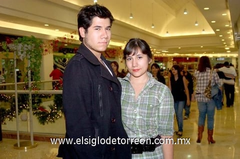 02122010 Miguel Reyes y Sofía Reyes.