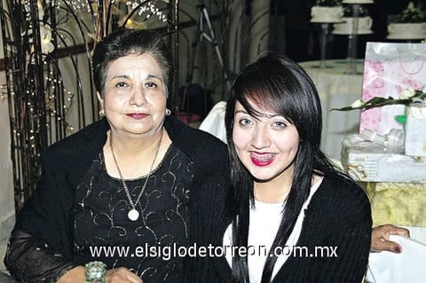 05122010 María Elena y Valeria Becerra.