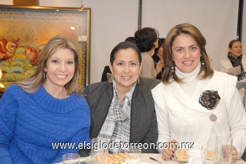 05122010 Katia, Karla y Marcela.