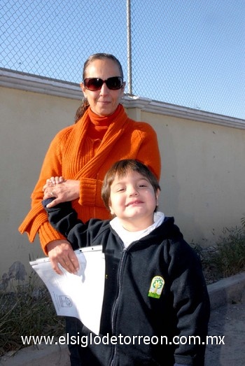 06122010 Señora Trejo y Santiago Leija.