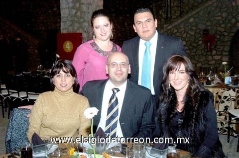 06122010 Mónica de Vázquez, Alfonso Vázquez, Francisco Garza, Laura de la Garza y Ana Cristina de la Peña.  EL SIGLO DE TORREÓN/ JESÚS HERNÁNDEZ