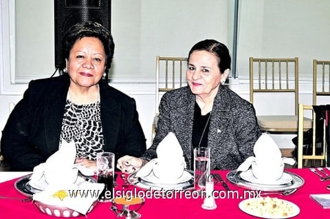 06122010 Lupina y Karime.