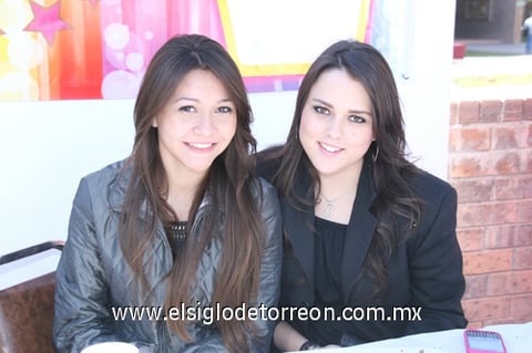 Sofía González y Lety Díaz Flores.