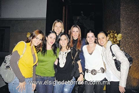 Diana Nahle, Luisa Espada, Mariana Díez, Fernanda Borbolla, Mari Gaby Gutiérrez, Brenda Murguía y Regina García.
