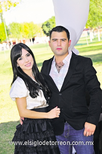 Esther y Abraham.