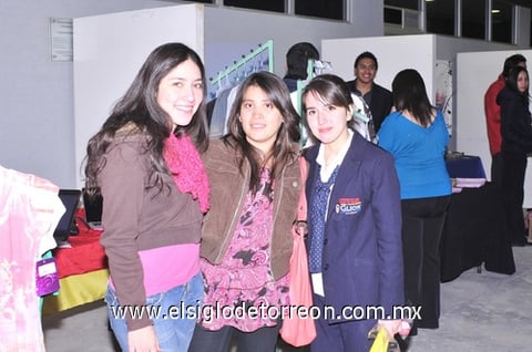 Sofía Rojas, Anahí Covarrubias y Angélica Reyes.