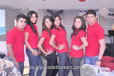 07122010 Jalil Joseff, Ivonne de Santiago, Estefanía Lozoya, Ivette de Santiago, Adriana Noriega y Roberto Jaidar.
