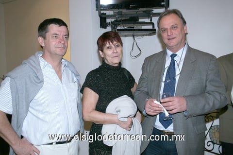 07122010 Houart, Dominique y Pierrette.