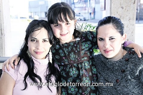 07122010 Laura, María y Sofía Jaik.