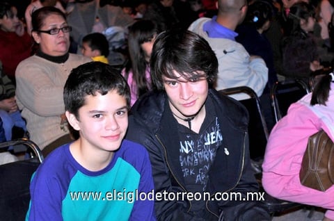 08122010 Tafed y Alexis.