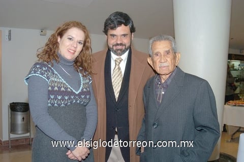 09122010 María Estela Morales, Antonio Méndez Vigatá y Heriberto Méndez Pérez.