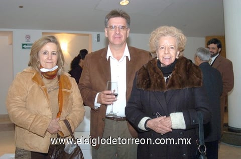 09122010 Rosa Gámez Reyes Retana, Pedro Madero Gámez y Magda Madero Gámez.