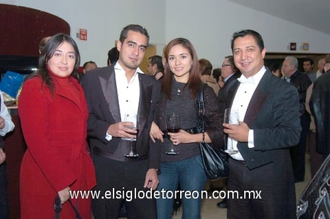 10122010 Paola Carrillo, Gabriel Alanís, Marisela Ávila y José Antonio Alanís.
