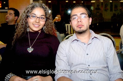 12122010 Ana Karen García y Carlos Omar Manzano.