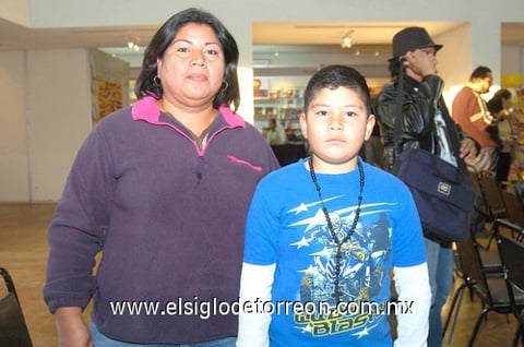 11122010 Martha Gallegos y Marco Antonio Tiscareño.  EL SIGLO DE TORREÓN/ JESÚS HERNÁNDEZ