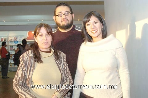11122010 Paty Martínez, Jacobo Atiyeh e Ilsy Presa.