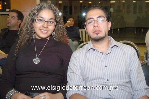 12122010 Ana Karen García y Carlos Omar Manzano.