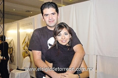 12122010 Armando Longoria y Karina Mireles.