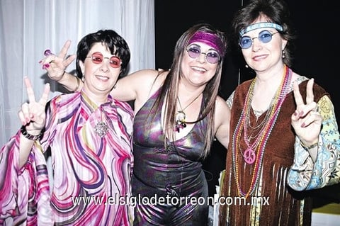 12122010 Lorena, Olga y Estela.