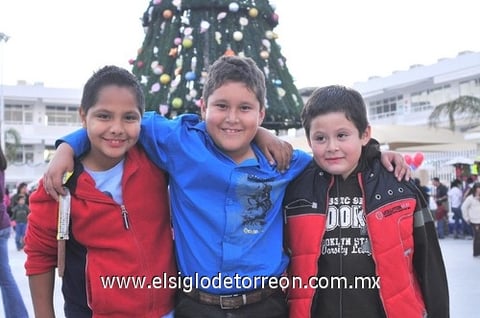 19122010 Juan, Sebastián y Jorge.