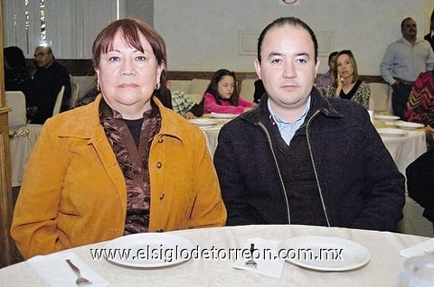 19122010 Juana de la Cruz y Alejandro Juárez.