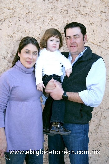 Susana, Sofía y Tino.