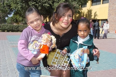 20122010 Wendy, Andrea y Melany.