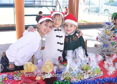 20122010  González, Isabel Obeso y Valeria Sada.