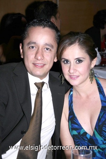 20122010  Ceniceros y Tania Ortiz.