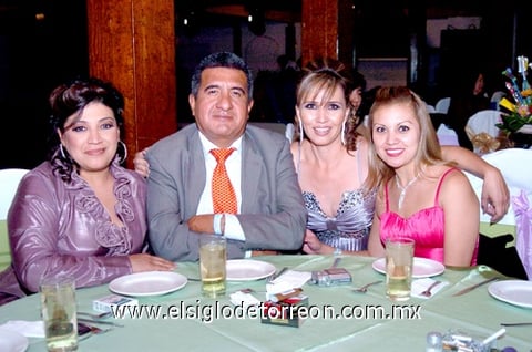 22122010 Nora, José Luis, Mayela y Tere.