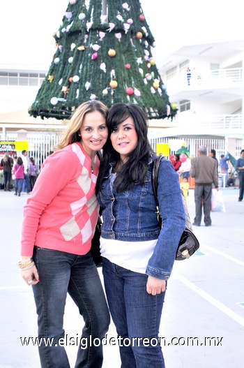 25122010  de Vázquez y Genny de Murra.