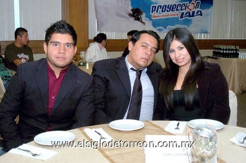 26122010 Juan de Lira, Octavio Castro y Dulce Morales.