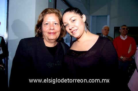 31122010 Ochoa y Lupita Díaz.
