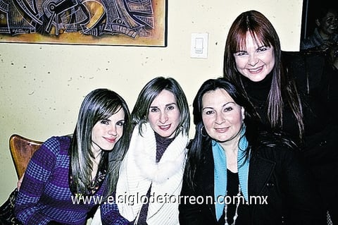 Yuvia, Alina, Mónica y Susy.