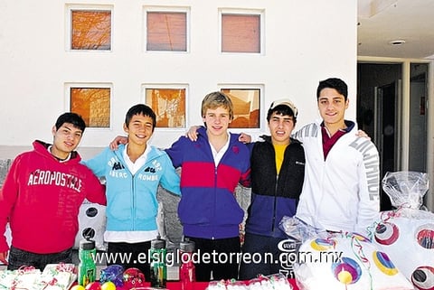 Marcelo Morales, Moisés Arce, Daniel Ruiz, Enrique Sada y Ricardo Tafich.