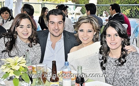 Sofía Gámez, Hermann Aguirre, Raquel Charles y Fabiola Saldívar.