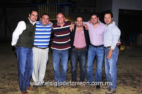 Alberto Dávila, Fernando Campa, Germán Leal, Juan Gutiérrez, Juan Manuel González y Chava Cardona.